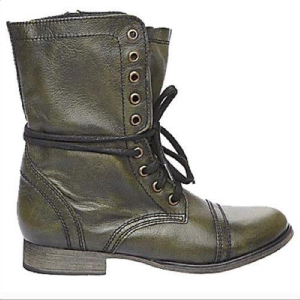 Steve Madden troopa boots • olive